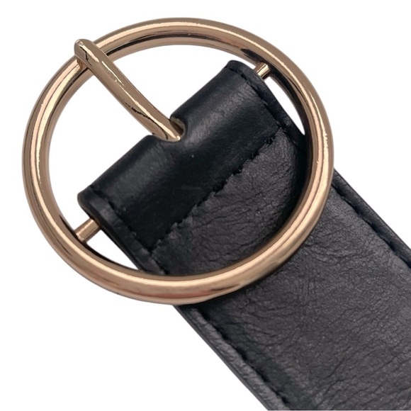 Garage Womens Gold Circle Buckle Faux Leather Black Belt - Picture 4 of 9